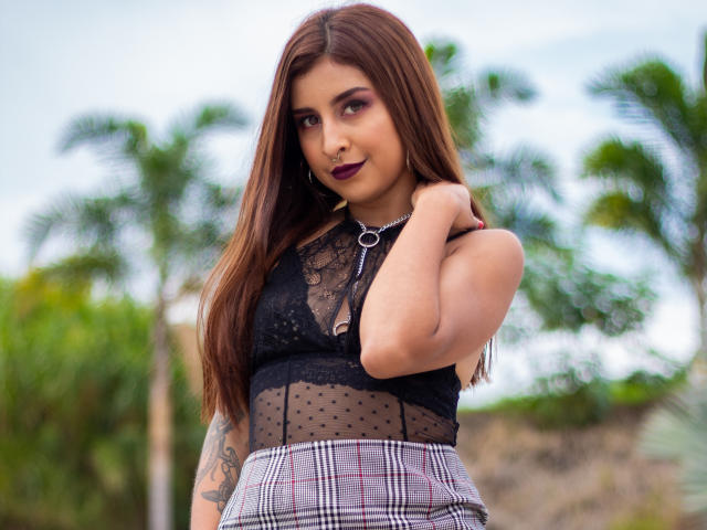 NiaQueenx - chat online x with a latin Porn teen 18+ 