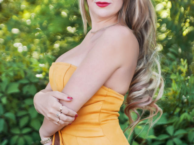 Alienannushka - Sexe cam en vivo - 7079278