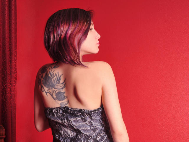 MikaelaFoxy - сексуальная веб-камера в реальном времени - 7087746