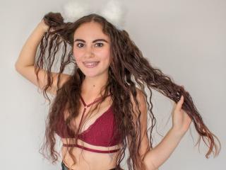 MatildeHot - Cam sex with a lanky Sexy 18+ teen woman 