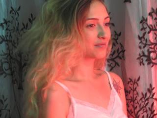 NicolleWhite - online show exciting with this being from Europe XXx young lady 