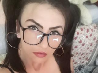 ExRebecca - Show live x with a shaved private part Exciting girl 