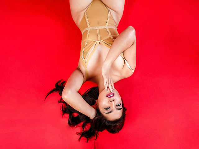 DestinyWatts - Live xXx with this russet hair Sexy young and sexy lady 