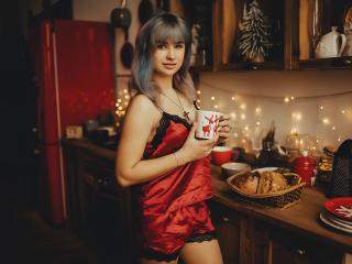 EmmaMilk - Show live hot with this Nude teen 18+ with enormous melons 