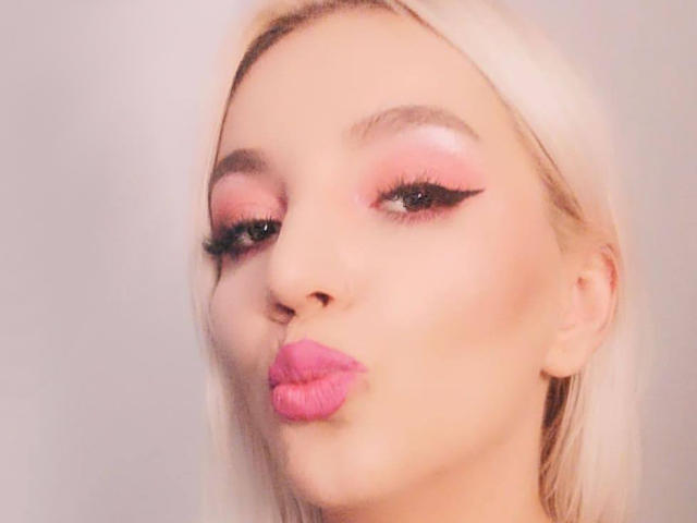 CyraVelvet - сексуальная веб-камера в реальном времени - 7121279