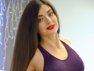LorryLay - Chat exciting with a shaved private part XXx girl 