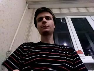 DylanOBest - Webcam live hot avec un Gay au corps musclé sur XloveCam 