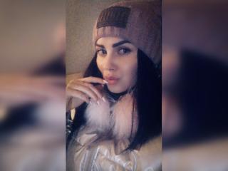 CarolXBerry - Live cam hard with this shaved pussy XXx young and sexy lady 