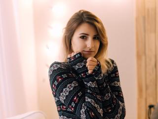 RubyDark - online chat sex with a White XXx young and sexy lady 