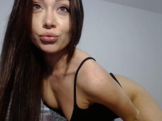 TatianaWild - online chat sexy with this White Sex 18+ teen woman 
