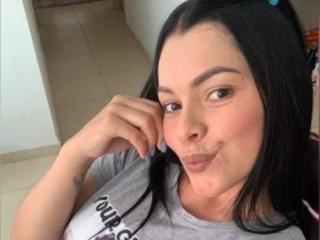 KatalinaLove - Cam xXx avec cette Chaude jeune femme sexy athlétique sur la plateforme Xlovecam.com 