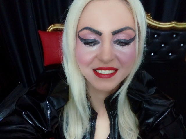 DominaDesire - Live sex cam - 7187652