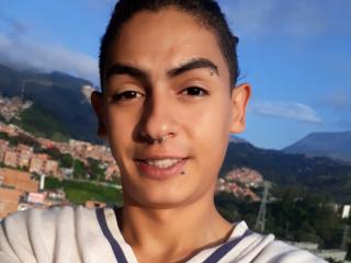 AlexanderBlake - Live sex cam - 7187660