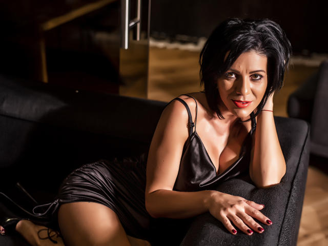 ArieleHoe - Camera khiêu dâm &amp; quyến rũ trực tiếp - 7543728