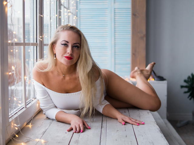 JuliannaSexx - Live porn &amp; sex cam - 7543948