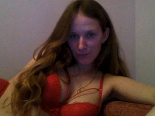 LilyPud - Web cam hard with a average constitution Hot young lady 