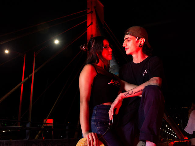 RickXAnnie - Live porn &amp; sex cam - 7551936