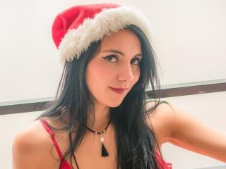 ClariseHall - Chat sex with a shaved genital area X young and sexy lady 