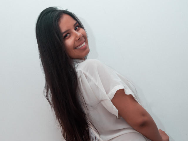 MelanieHudson - Live Sex Cam - 7594864