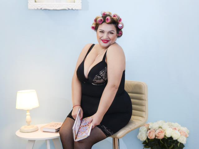 NaomiSensuel - Live sex cam - 7601184