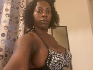 HoneyHottie69 - Webcam sex avec cette Sensationnelle jeune camgirl très sexy  