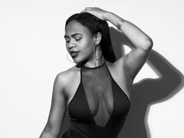 AriannaSkyX - Live sex cam - 7620860