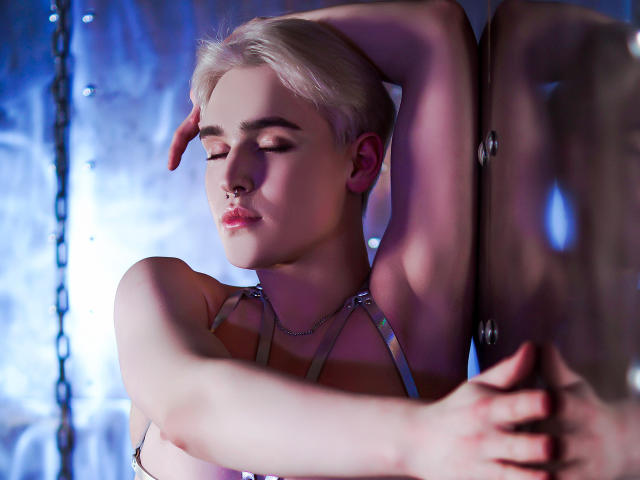 RobbyHot - ライブポルノ&amp;セックスカム - 7700084