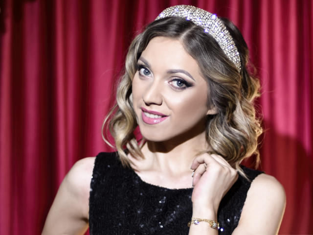 SelmaLaurette - Live sexy with this cocoa like hair Sexy teen 18+ 