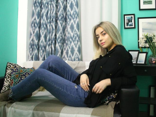JanetxBright - Live Sex Cam - 7778336