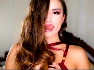 LexxaZia - Live chat porn avec cette Admirable beauté française sexy occidentale  