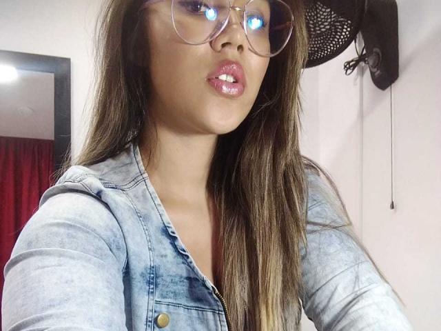 TiffanyKlein - сексуальная веб-камера в реальном времени - 7781548