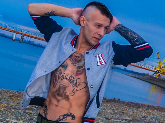 JenniOHog - Live sex cam - 7784752