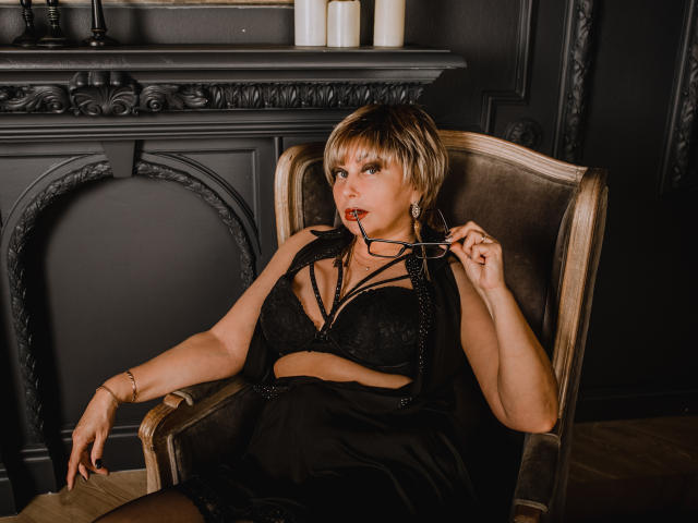 BlondSexyMature - Sexe cam en vivo - 7786736