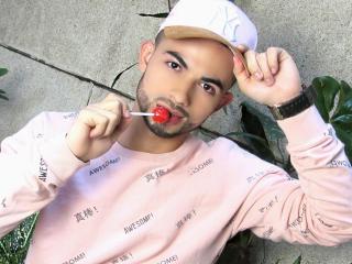 ClarkBig - Show hot avec un Gay d'amérique latine sur Xlovecam.com 