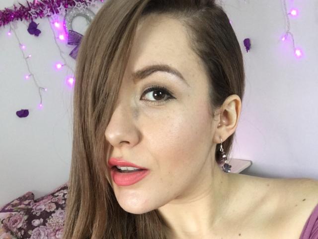 MabyBloom - Show live sex with a blond Exciting college hottie 