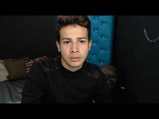 ClayMckensey - Spectacle sexe avec un Gay sur la plateforme Xlovecam 