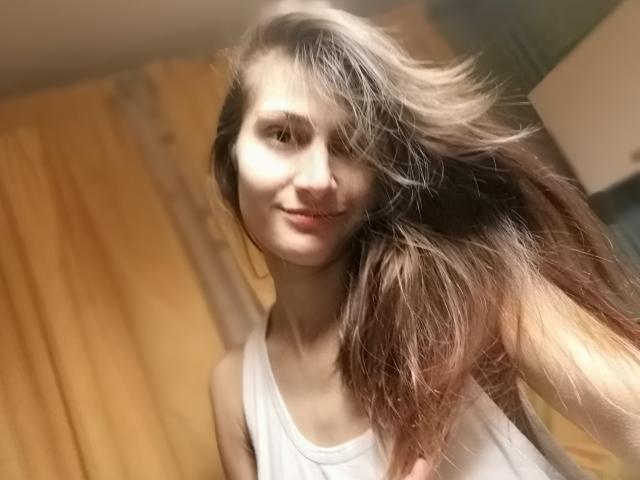 HappyLilly - Sexe cam en vivo - 7801812