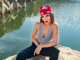 KaylaMild - Webcam x with a European Sexy young and sexy lady 