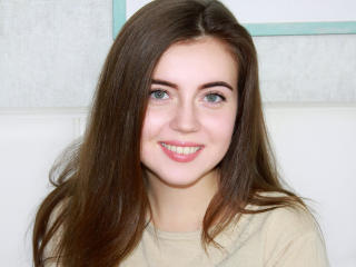 TaminaRey - Web cam x avec cette Séduisante jeune femme en chaleur européenne sur Xlovecam.com 
