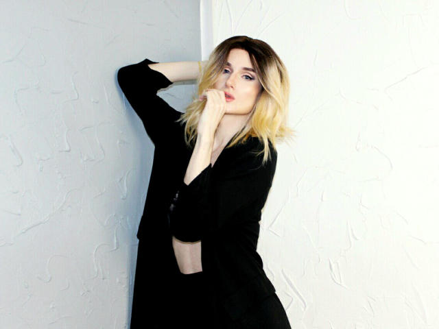 IdeaLovnet - פורנו בשידור חי ומצלמת סקס - 7818364