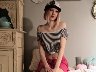 IngridTrenty - chat online exciting with a being from Europe X young lady 
