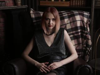 IngridTrenty - Chat live porn with this slender build Hard 18+ teen woman 