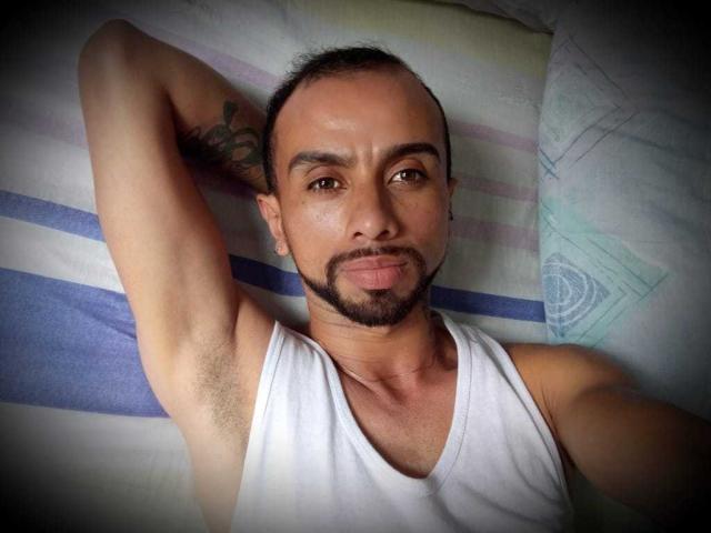 ArianPervert - Sexe cam en vivo - 7845452