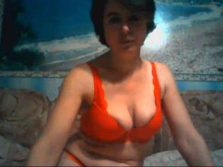CathySun - Cam sex avec cette Resplendissante demoiselle french en chaleur blanche sur la plateforme XloveCam 