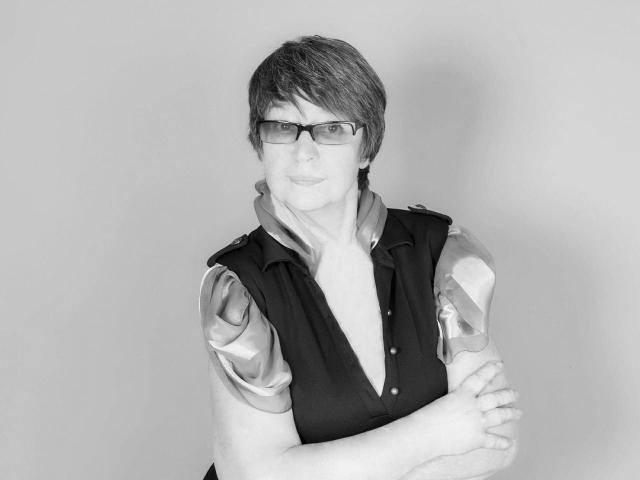 SharonXAmore - online show exciting with this blond MILF 