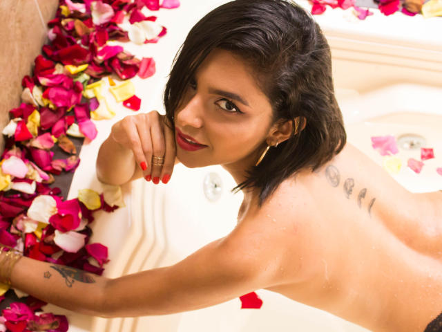 LisaHill - Live sex cam - 7865896