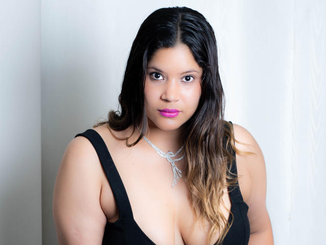 AlissonJones - Sexe cam en vivo - 7882760