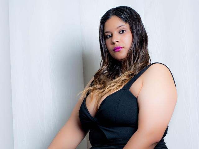 AlissonJones - Sexe cam en vivo - 7882776