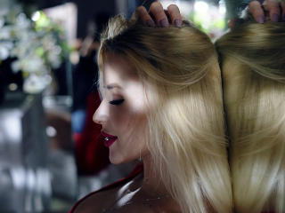 MayaChrystine - Chat sexy avec cette Fabuleuse beauté french sexy blonde sur le site Xlovecam.com 