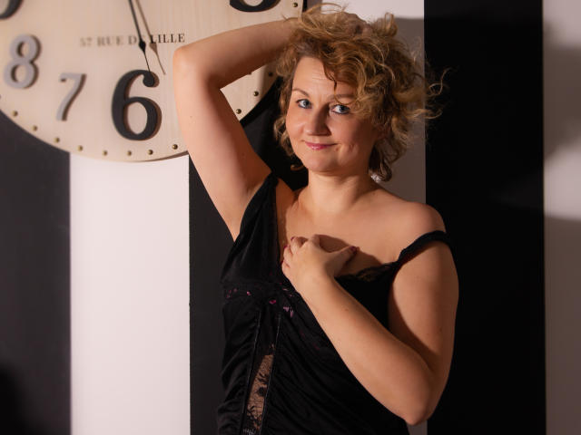 MiriamTRUE - Porno na żywo i seks kamera - 7910252